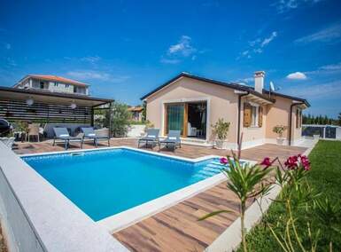 Kuca, Poreč, prodaja, 465000 €, 85 m2