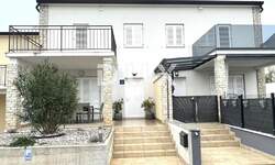 Kuca, Novigrad, prodaja, 380000 €, 84 m2