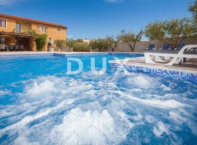 Kuca, Medulin, Banjole, prodaja, 1250000 €, 500 m2