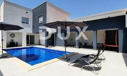 Kuca, Povljana, prodaja, 495000 €, 244 m2