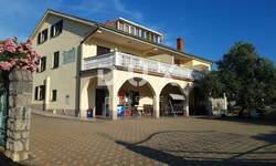 Kuca, Malinska-Dubašnica, Malinska, prodaja, 650000 €, 640 m2