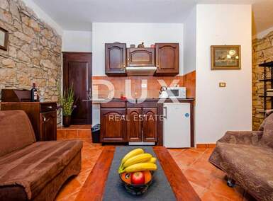 Kuca, Rovinj, prodaja, 675000 €, 113 m2