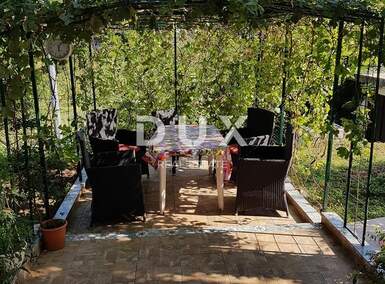 Trosoban stan, Rijeka, Trsat, prodaja, 249000 €, 70 m2