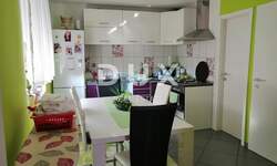 Trosoban stan, Novi Vinodolski, prodaja, 210000 €, 57 m2