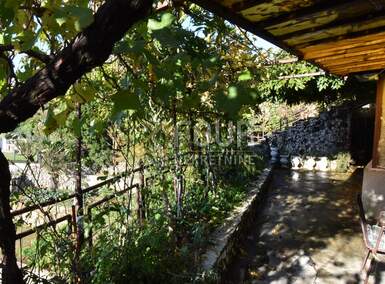 Kuca, Rijeka, Trsat, prodaja, 270000 €, 90 m2