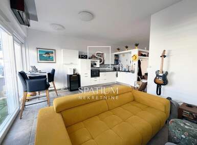 Trosoban stan, Malinska-Dubašnica, Bogovići, prodaja, 407000 €, 60 m2