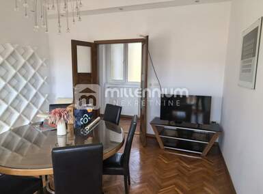 Trosoban stan, Rijeka, Sušak, prodaja, 220000 €, 75 m2