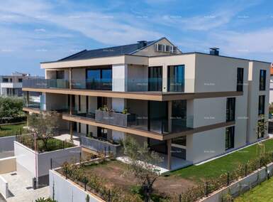 Trosoban stan, Novigrad, prodaja, 692313 €, 138 m2