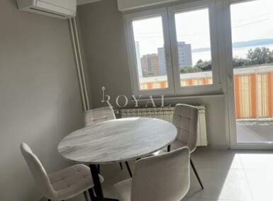 Trosoban stan, Rijeka, Gornja Vežica, najam, 800 €, 55 m2