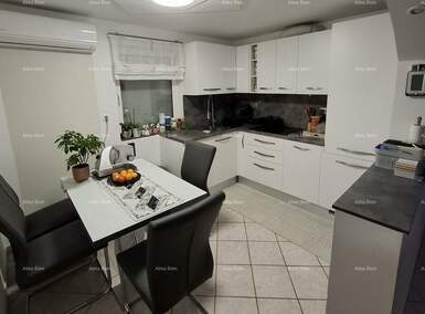 Kuca, Peroj, prodaja, 309000 €, 75 m2