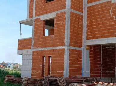 Trosoban stan, Pula, prodaja, 279200 €, 93 m2