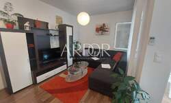 Trosoban stan, Novi Vinodolski, prodaja, 270000 €, 65 m2