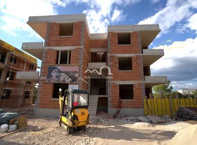 Dvosoban stan, Šibenik, Donje Ražine, prodaja, 155000 €, 44 m2