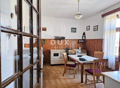 Trosoban stan, Vrbovsko, prodaja, 90000 €, 78 m2