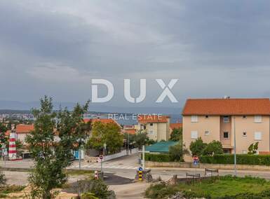 Trosoban stan, Malinska-Dubašnica, Malinska, prodaja, 260000 €, 67 m2