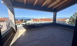 Trosoban stan, Malinska-Dubašnica, Milčetići, prodaja, 355000 €, 75 m2