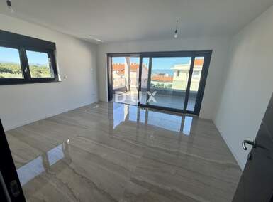 Trosoban stan, Malinska-Dubašnica, Milčetići, prodaja, 335000 €, 75 m2