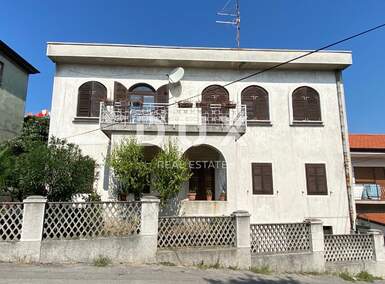 Kuca, Rijeka, Banderovo, prodaja, 520000 €, 417 m2