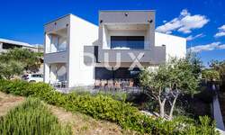 Kuca, Pag, Košljun, prodaja, 1100000 €, 282 m2