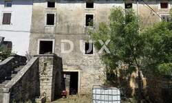 Kuca, Grožnjan, prodaja, 180000 €, 200 m2