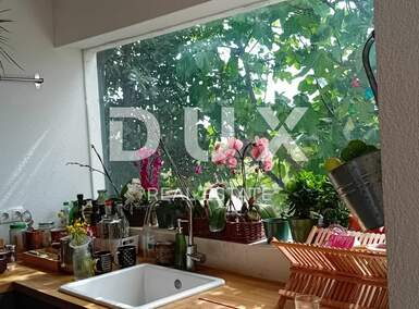 Trosoban stan, Crikvenica, prodaja, 237000 €, 65 m2