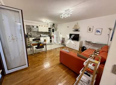 Trosoban stan, Opatija, Veprinac, prodaja, 200000 €, 74 m2