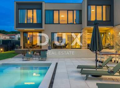 Kuca, Rovinj, Rovinjsko Selo, prodaja, 990000 €, 250 m2