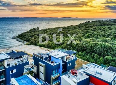 Cetvorosoban stan, Zadar, Kožino, prodaja, 1490000 €, 325 m2