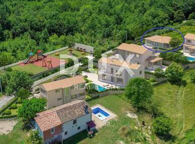 Kuca, Pićan, prodaja, 306000 €, 84 m2