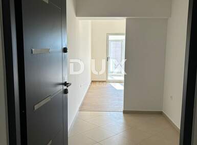 Trosoban stan, Pula, Veli vrh, prodaja, 184000 €, 63 m2