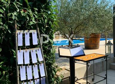 Poslovni prostor, Buje, prodaja, 1200000 €, 650 m2