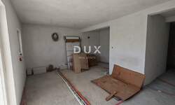 Cetvorosoban stan, Pula, Kaštanjer, prodaja, 289000 €, 93 m2