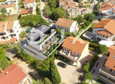 Cetvorosoban stan, Krk, prodaja, 530000 €, 90 m2