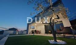 Kuca, Rab, Banjol, prodaja, 1144000 €, 225 m2