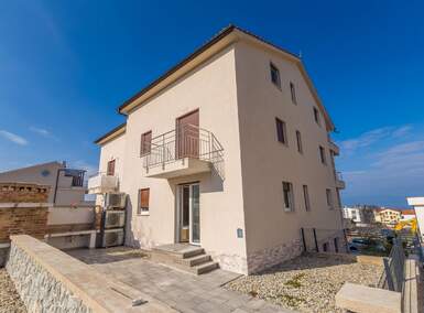 Trosoban stan, Omišalj, Njivice, prodaja, 330000 €, 67 m2