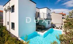 Kuca, Pula, Štinjan, prodaja, 695000 €, 255 m2