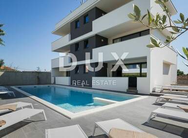 Apartman, Zadar, Plovanija, prodaja, 2350000 €, 920 m2