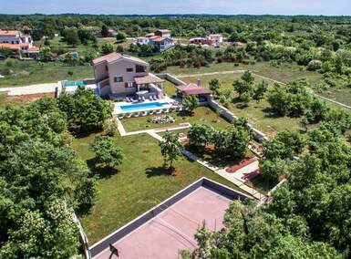 Kuca, Svetvinčenat, prodaja, 650000 €, 294 m2