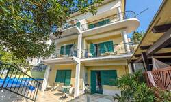 Kuca, Crikvenica, prodaja, 1200000 €, 400 m2