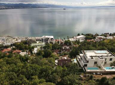 Cetvorosoban stan, Opatija, Opatija - Centar, prodaja, 650000 €, 281 m2