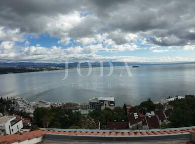 Trosoban stan, Opatija, Opatija - Centar, prodaja, 650000 €, 276 m2