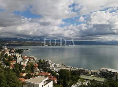 Stan, Opatija, Opatija - Centar, prodaja, 500000 €, 276 m2