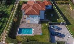 Kuca, Umag, prodaja, 800000 €, 170 m2