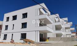 Trosoban stan, Nin, Zaton, prodaja, 387000 €, 86 m2