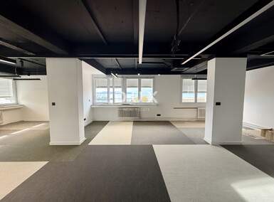 Poslovni prostor, Rijeka, Centar, najam, 2200 €, 145 m2