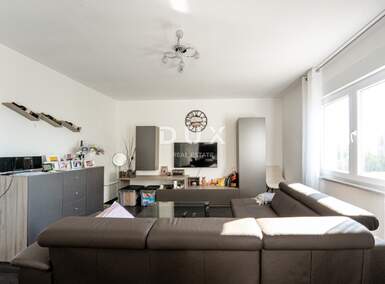 Trosoban stan, Rijeka, Zamet, prodaja, 320000 €, 86 m2