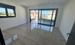 Trosoban stan, Malinska-Dubašnica, Milčetići, prodaja, 335000 €, 75 m2