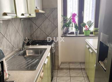 Trosoban stan, Pula, Centar, prodaja, 208000 €, 70 m2