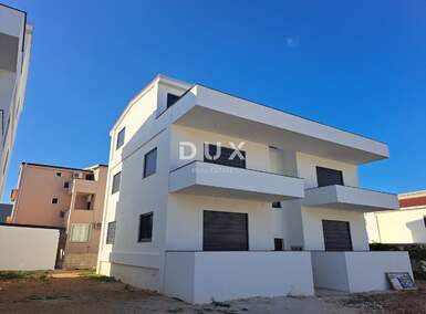 Trosoban stan, Pag, prodaja, 350000 €, 93 m2