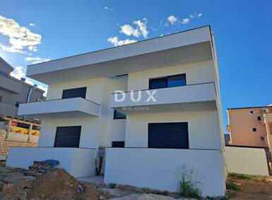 Trosoban stan, Pag, prodaja, 230000 €, 65 m2